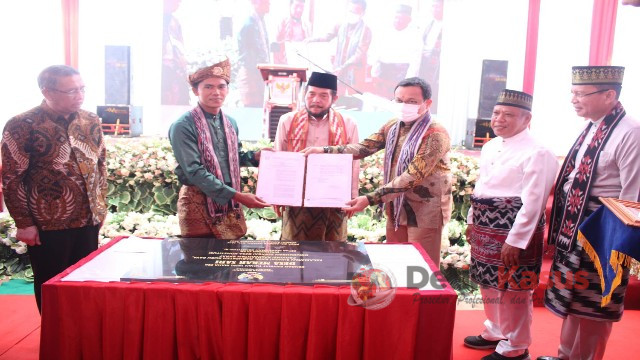 MK Kukuhkan Desa Mekar Sari Sebagai Desa Konstitusi Pertama di Pulau Kalimantan